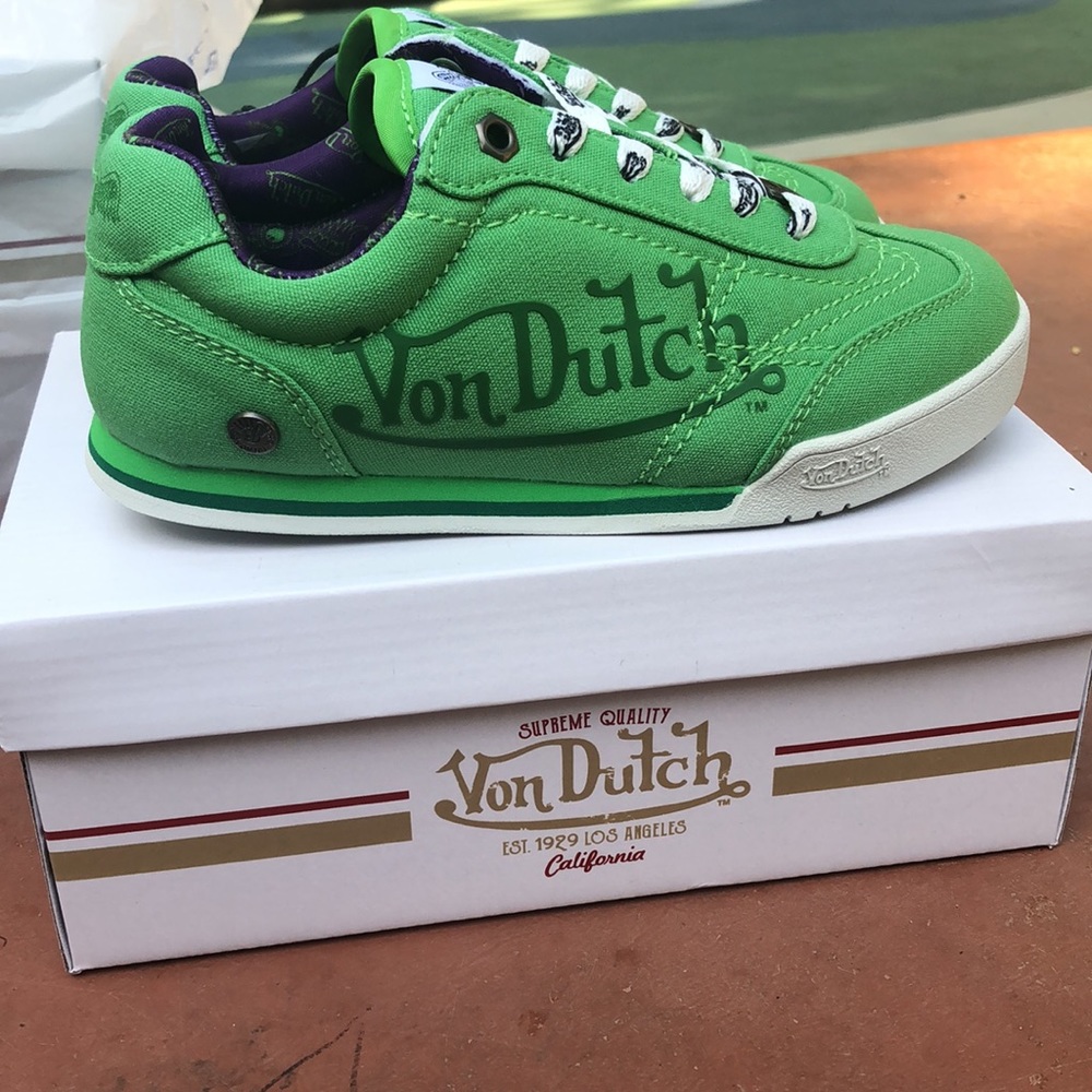 Y2k vintage Von Dutch dead stock kids shoes green